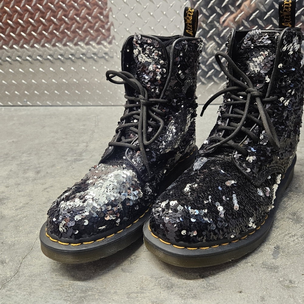 NWOB DOC MARTENS Pascal Sequin Black Boots - Picture 2 of 7